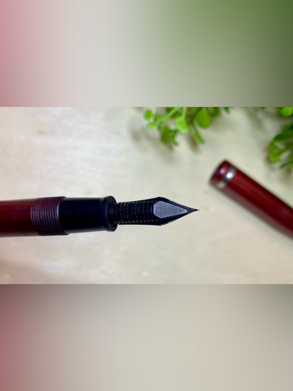 Vintage Esterbrook Stylish Fountain Pen with Silver Details - Picture 15 of 16